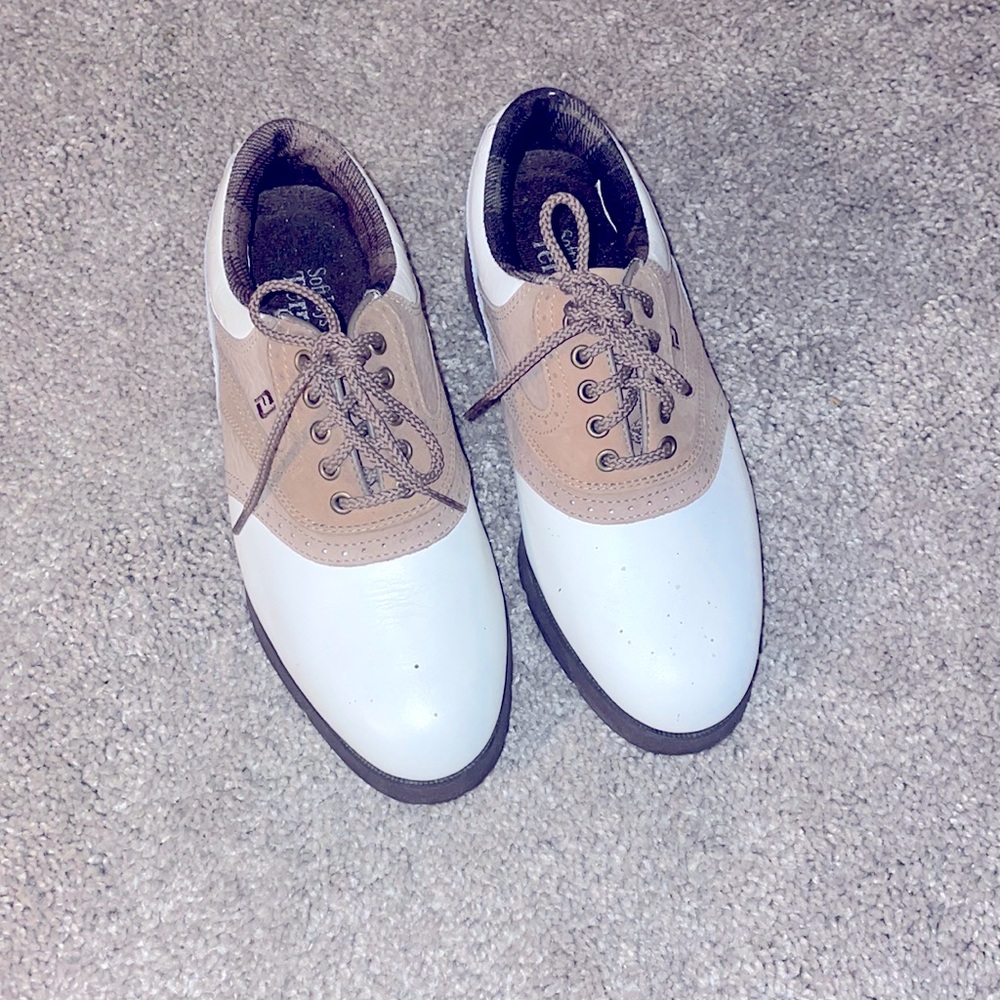 Youth foot-joy golf shoes in white and tan size 5 m